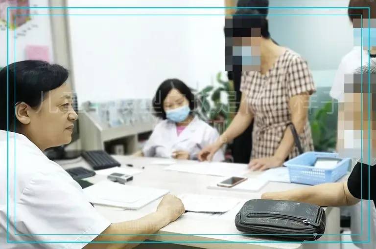 儿童节段型白斑是什么样子的表现